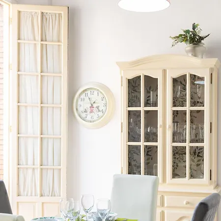 Jacaranda Apartment